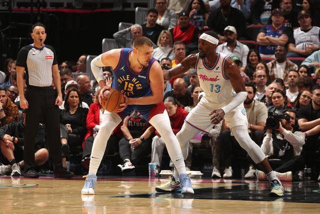 丹佛掘金发布备战花絮，今晚状态回暖，NBA常规赛任务艰巨，数据趋势出现新变化的简单介绍-开云官方